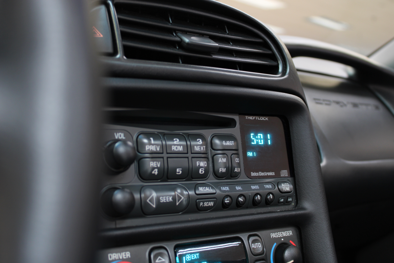 Chevrolet Corvette Convertible 2004