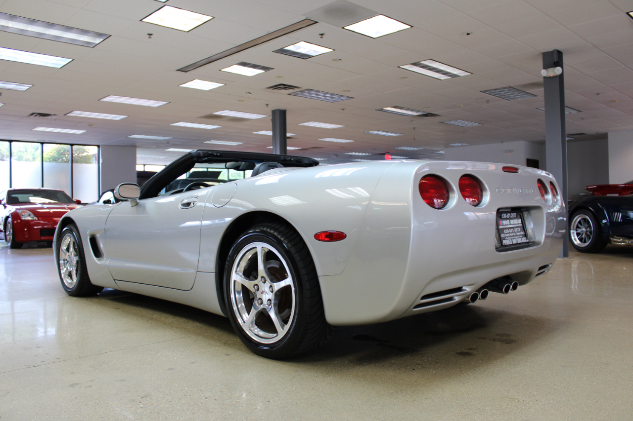 Chevrolet Corvette Convertible 2004