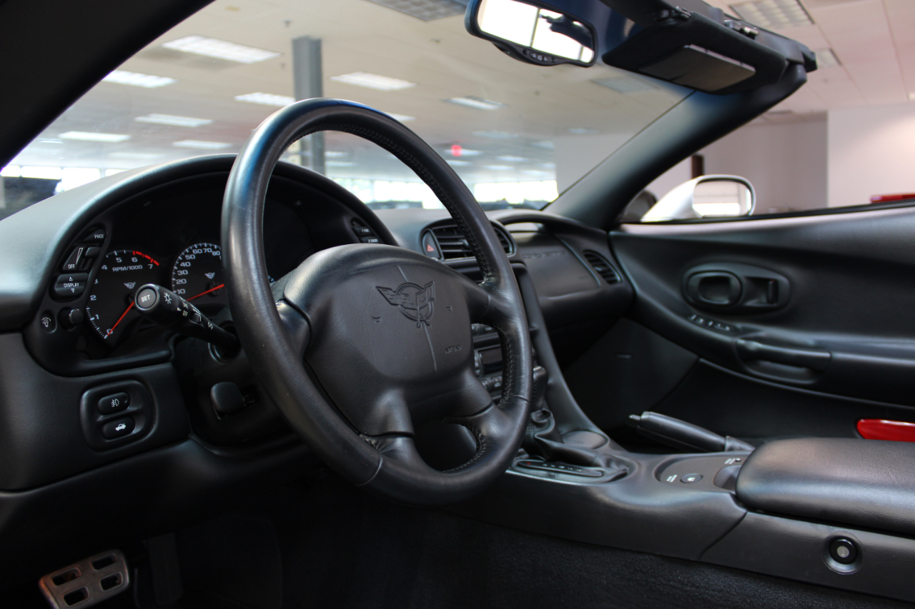 Chevrolet Corvette Convertible 2004