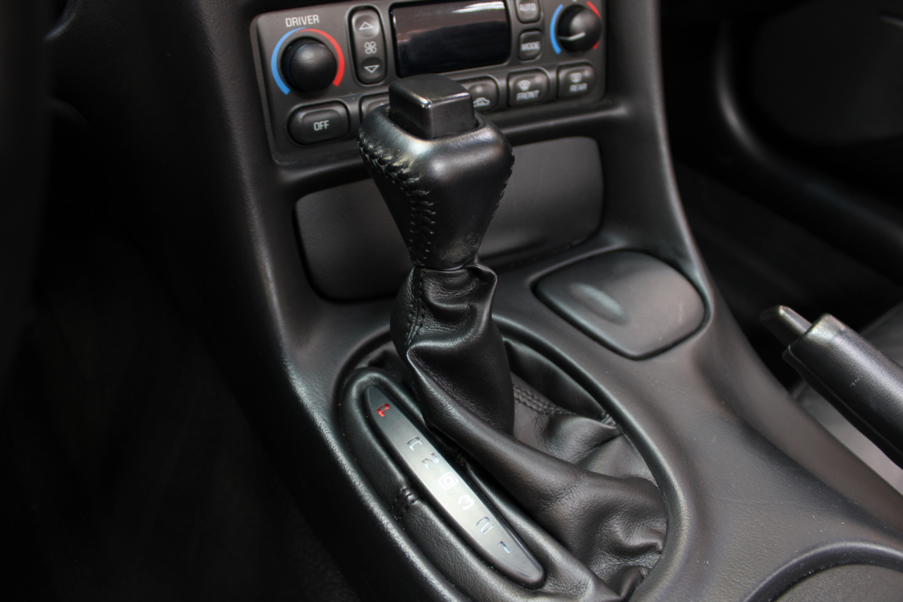 Chevrolet Corvette Convertible 2004