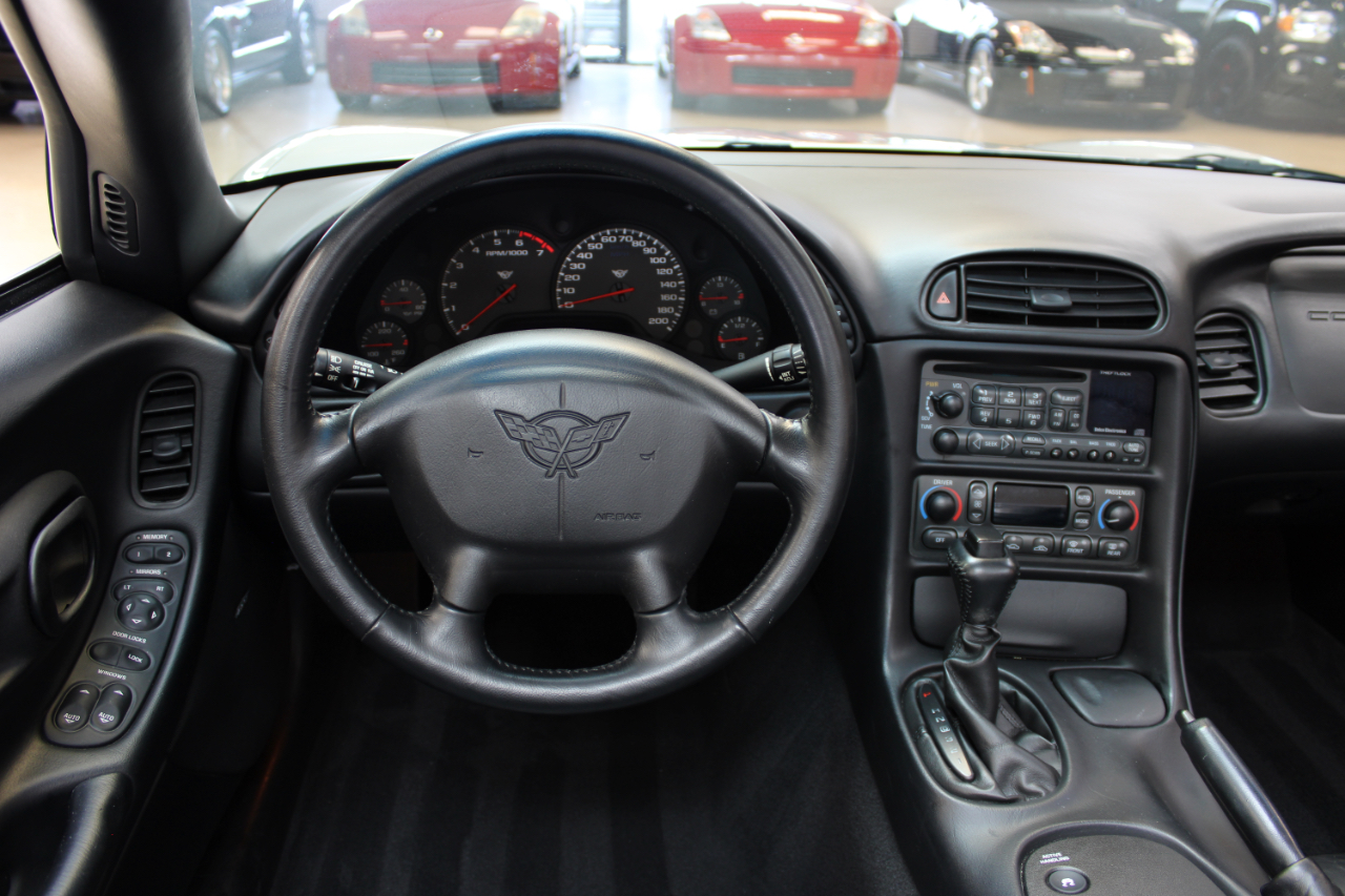 Chevrolet Corvette Convertible 2004