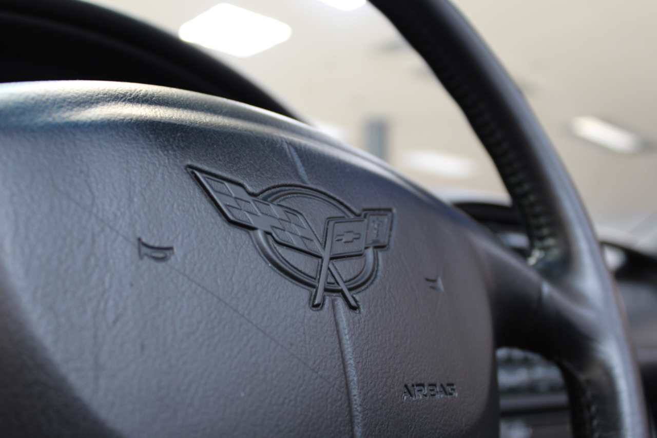 Chevrolet Corvette Convertible 2004