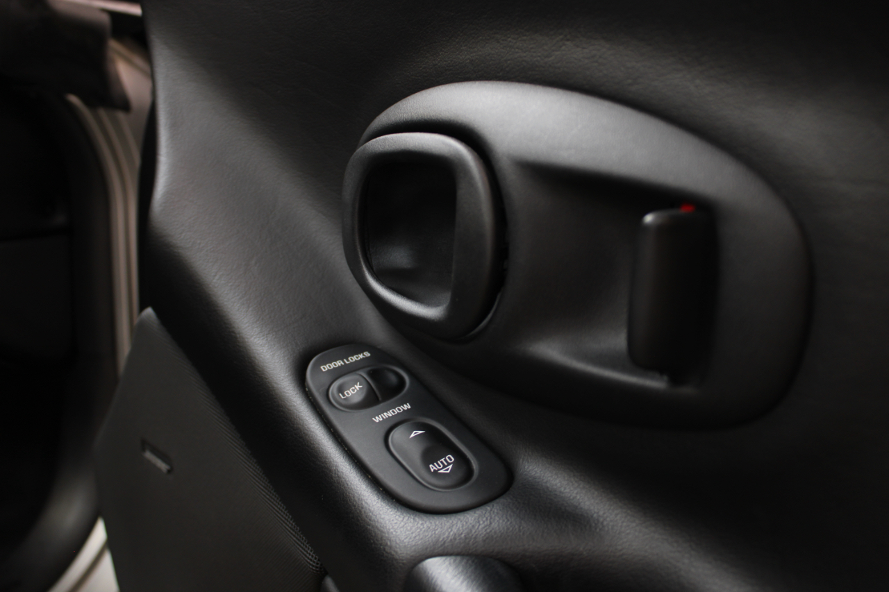 Chevrolet Corvette Convertible 2004