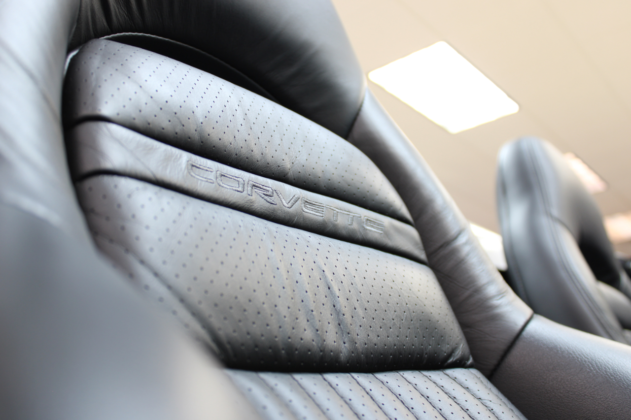 Chevrolet Corvette Convertible 2004