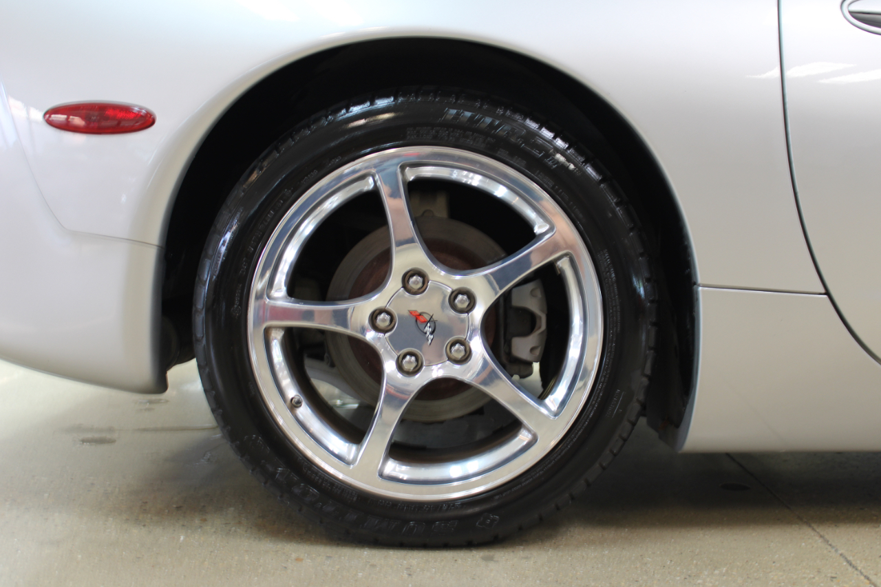 Chevrolet Corvette Convertible 2004