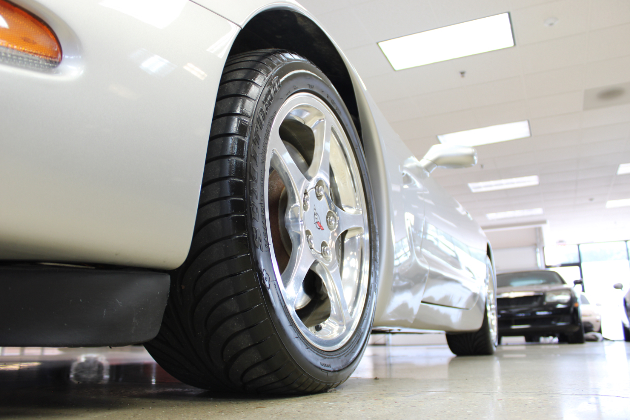 Chevrolet Corvette Convertible 2004