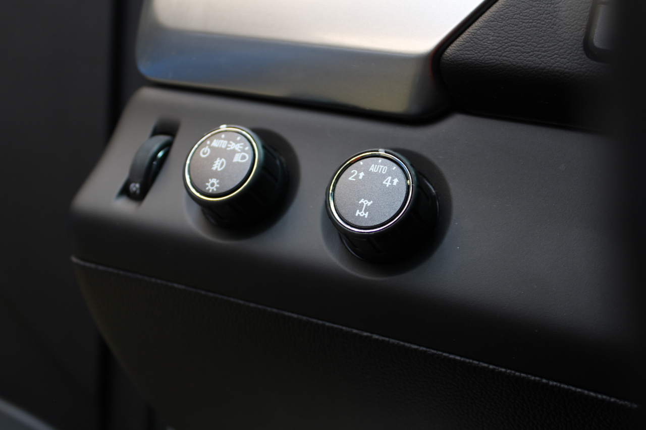 2015 CHEVROLET TAHOE - Image 30