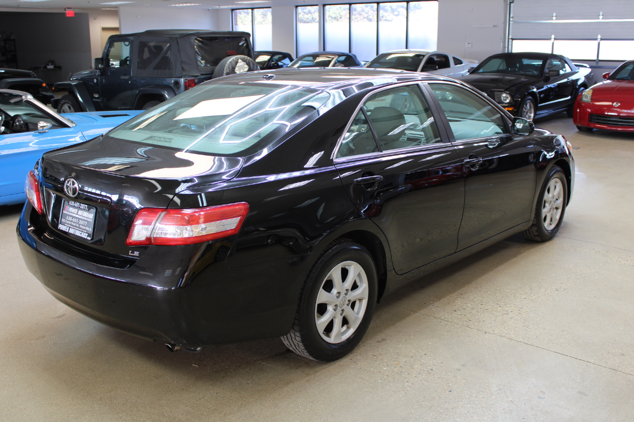 2011 TOYOTA CAMRY - Image 19