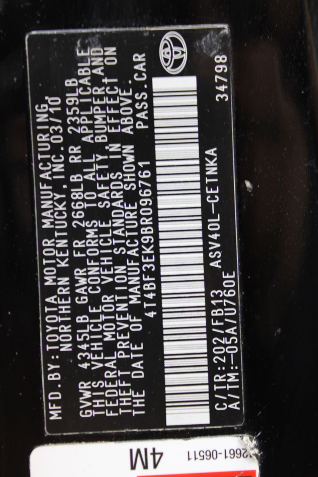 2011 TOYOTA CAMRY - Image 30