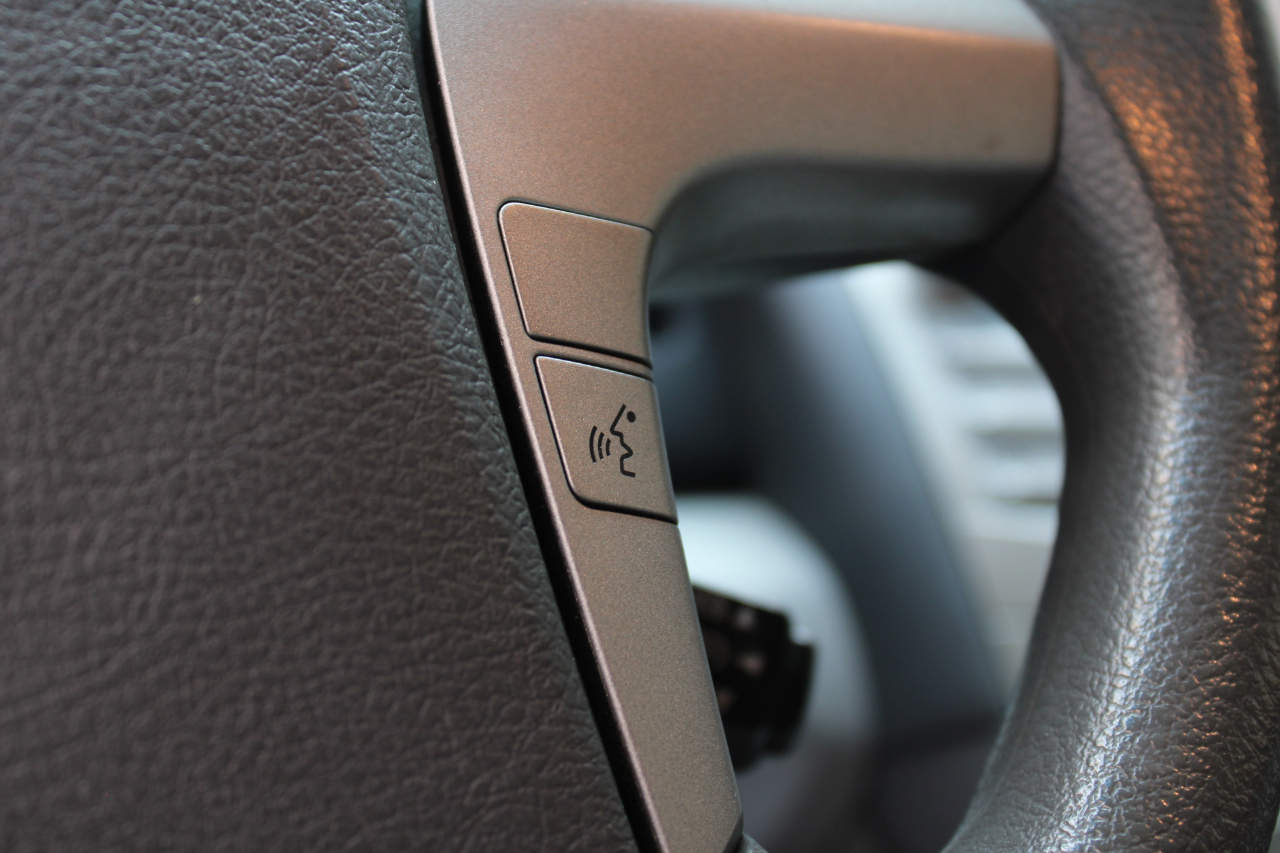 2011 TOYOTA CAMRY - Image 35