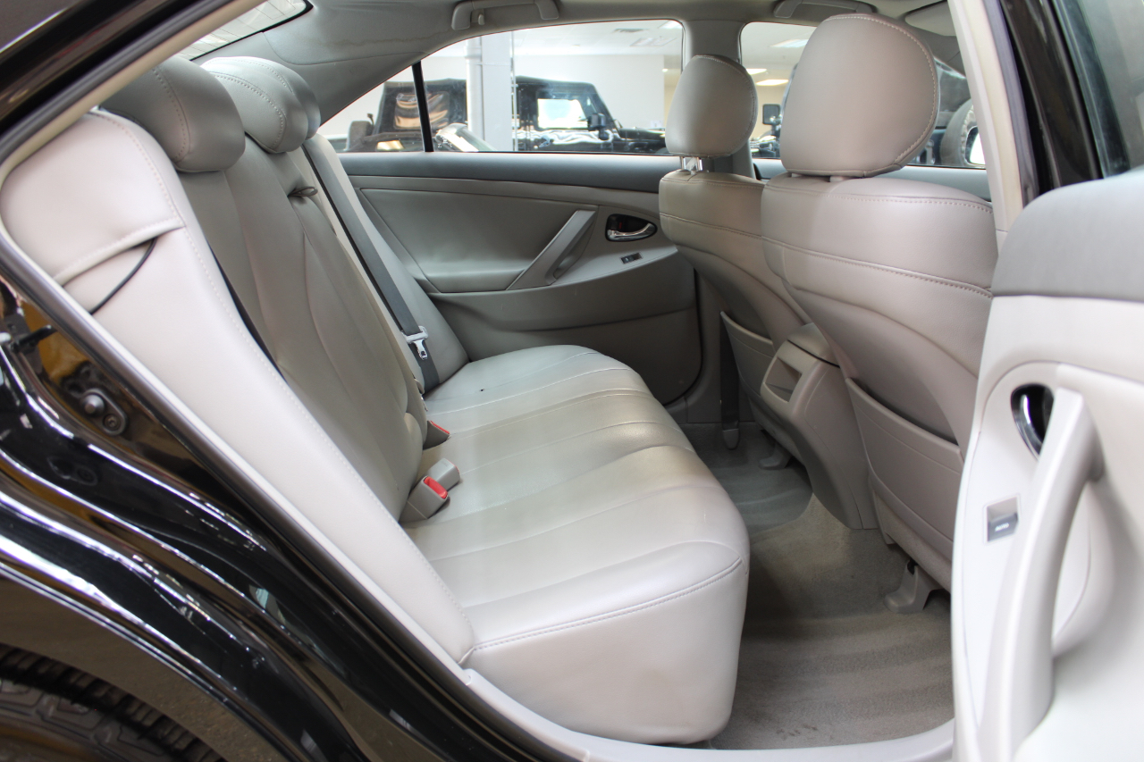 2011 TOYOTA CAMRY - Image 45