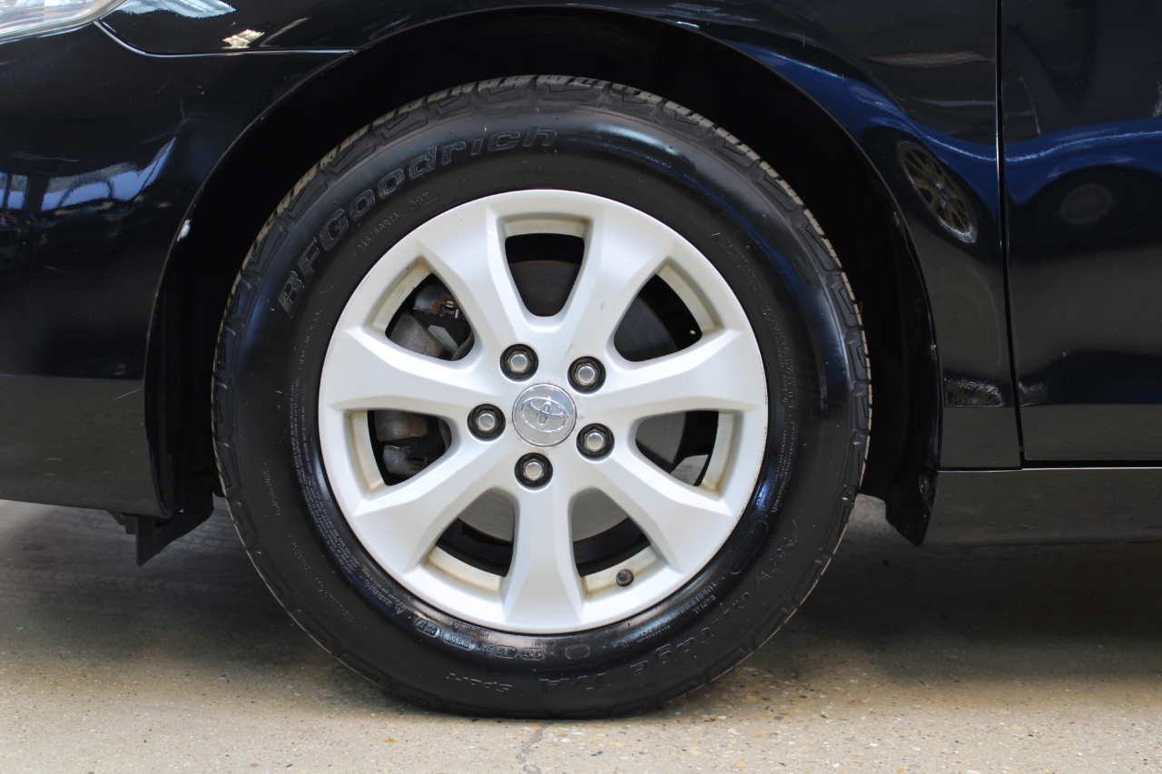 2011 TOYOTA CAMRY - Image 56