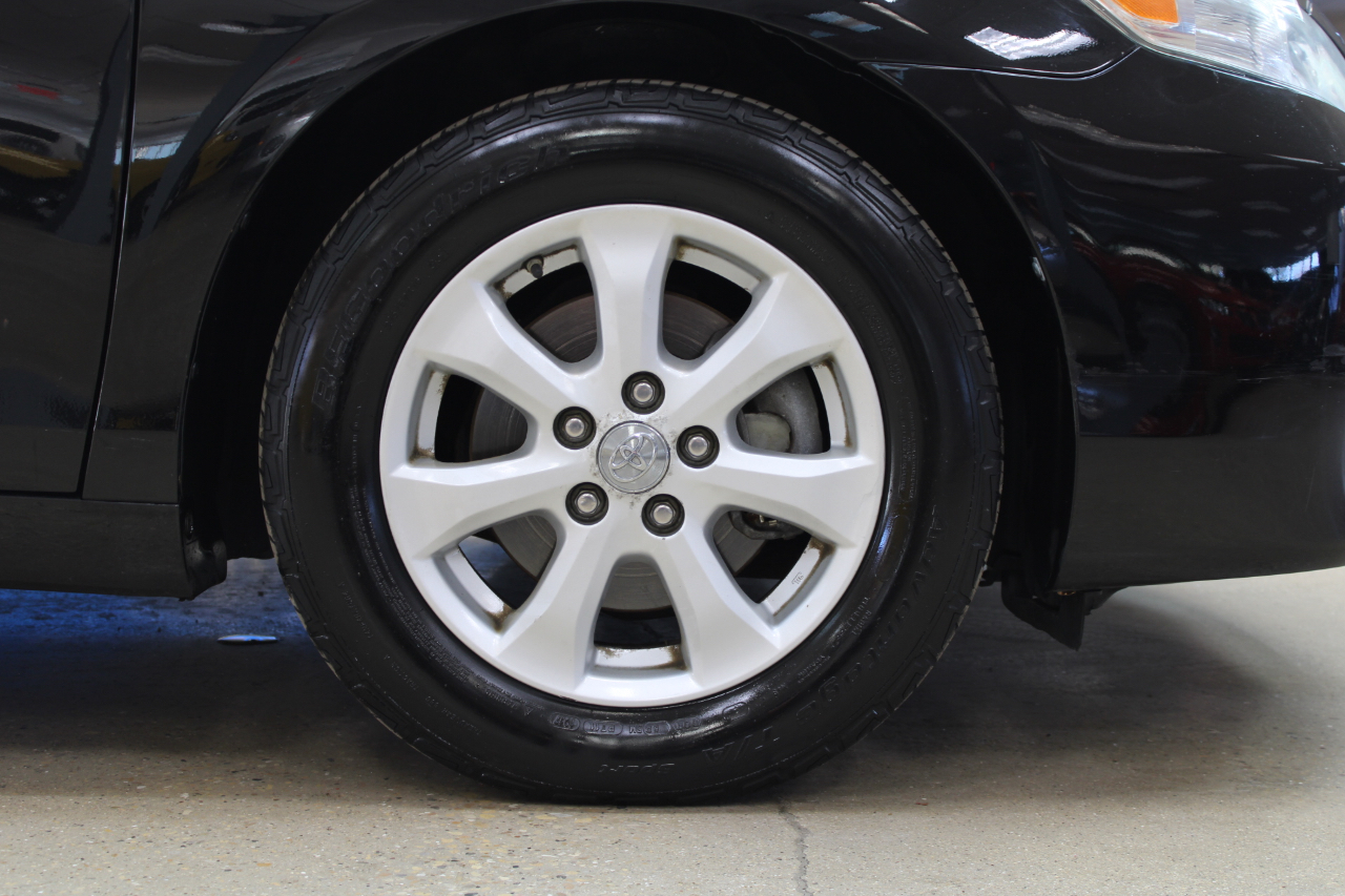 2011 TOYOTA CAMRY - Image 59