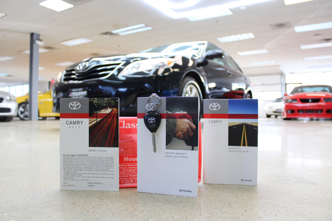 2011 TOYOTA CAMRY - Image 69