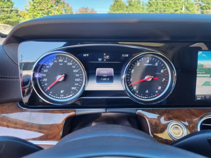 Mercedes-Benz E-Class E300 Luxury 4MATIC Sedan 2017