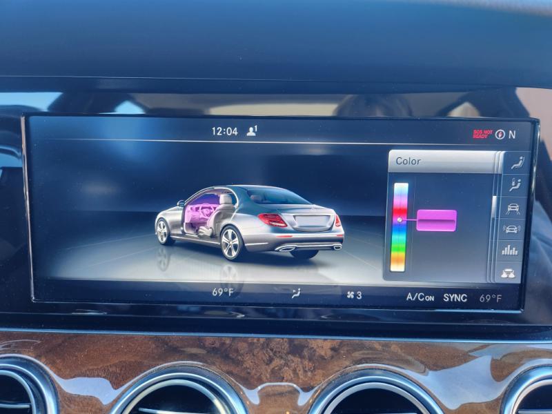 Mercedes-Benz E-Class E300 Luxury 4MATIC Sedan 2017