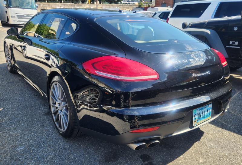 Porsche Panamera 4S Executive 2014
