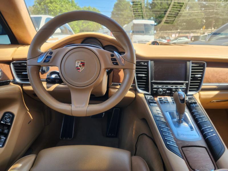 Porsche Panamera 4S Executive 2014