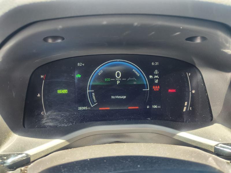 Toyota Camry Hybrid SE 2025