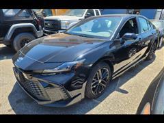 2025 Toyota Camry Hybrid 