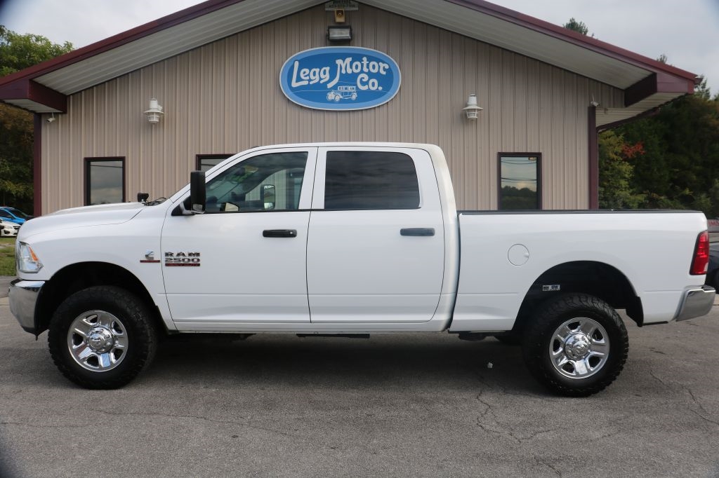 Used 2015 RAM 2500 Tradesman Crew Cab SWB 4WD for Sale in Piney Flats, Johnson City TN 37686