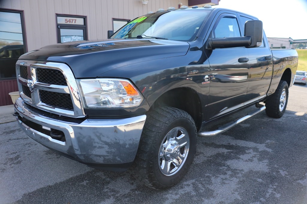 RAM 2500 Tradesman Crew Cab SWB 4WD 2015