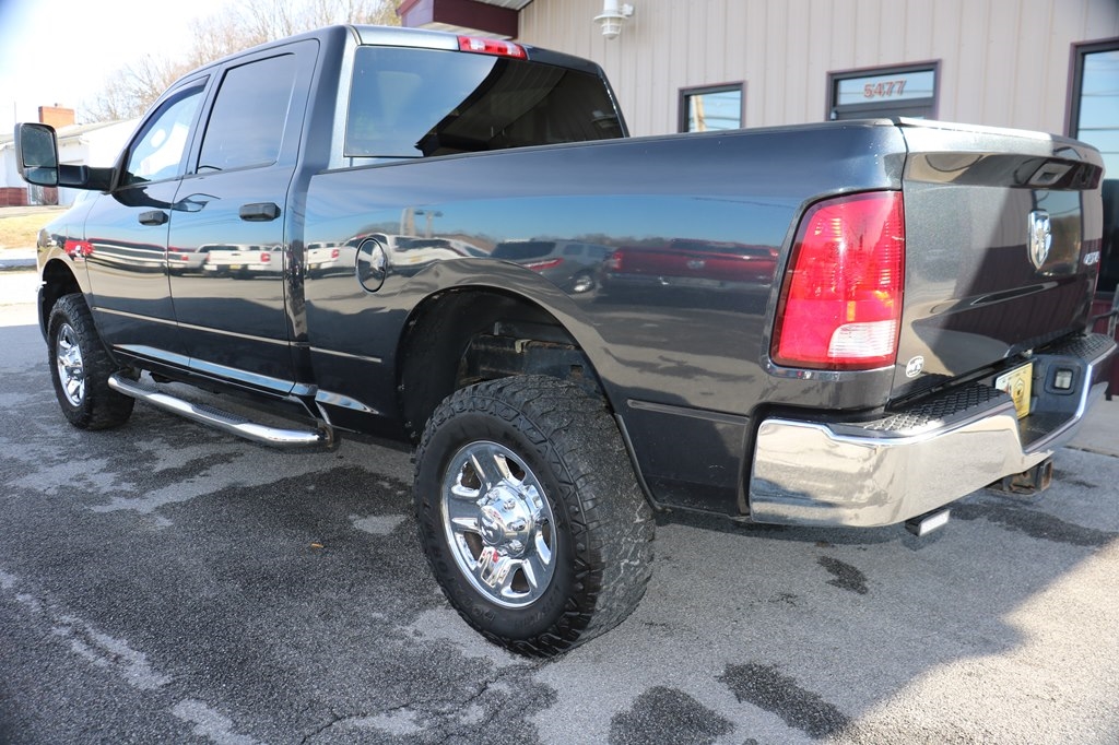 RAM 2500 Tradesman Crew Cab SWB 4WD 2015