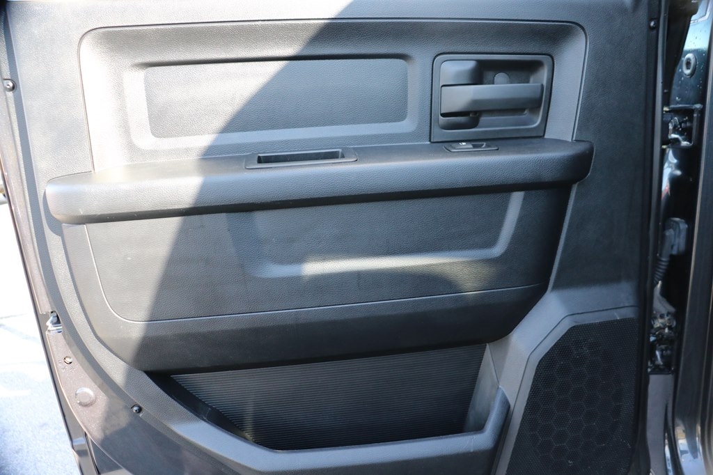 RAM 2500 Tradesman Crew Cab SWB 4WD 2015