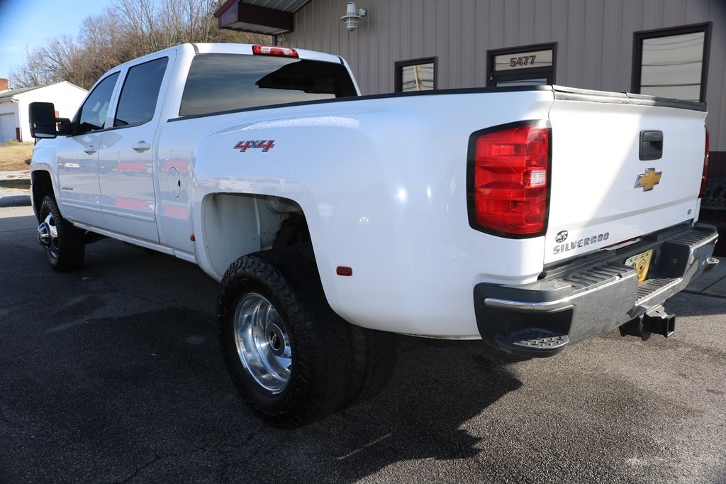Chevrolet Silverado 3500HD LT1 Crew Cab DRW 4WD 2015