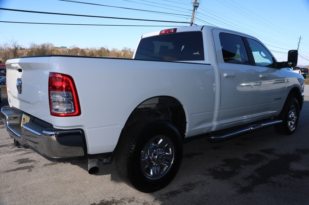 RAM 2500 Big Horn Crew Cab 4WD 2022
