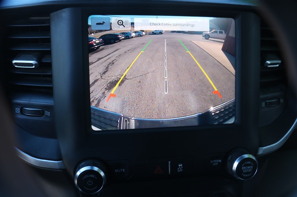 RAM 2500 Big Horn Crew Cab 4WD 2022