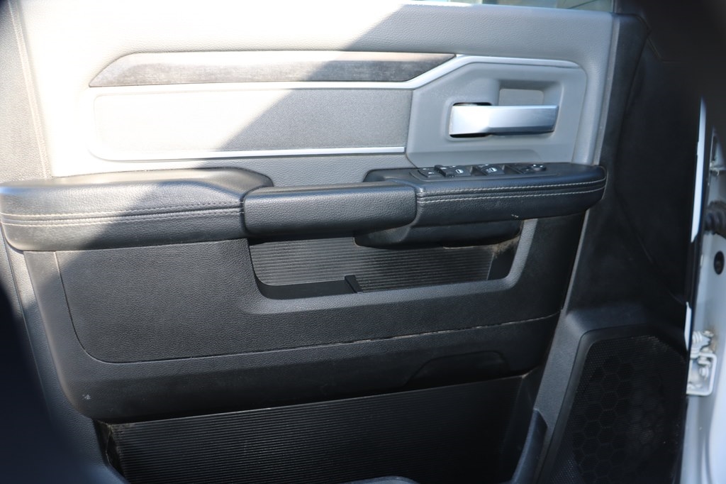 RAM 2500 Big Horn Crew Cab 4WD 2022