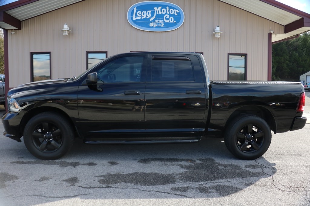 2015 RAM 1500 Tradesman Crew Cab SWB 4WD