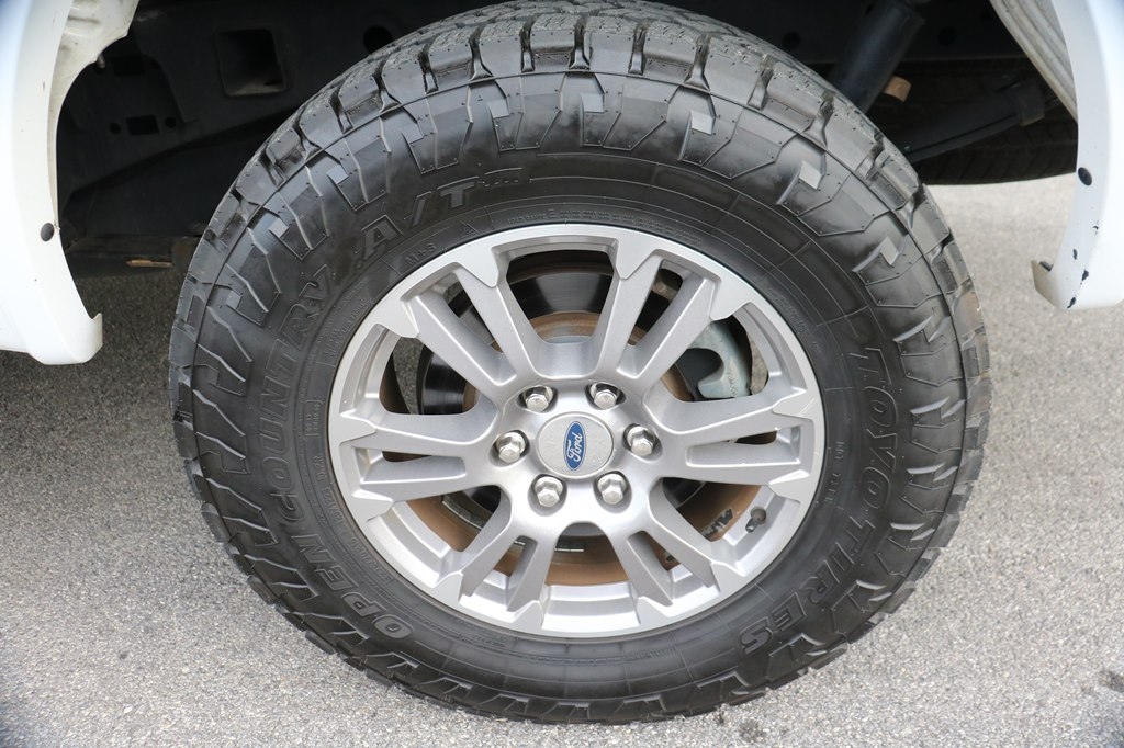 Ford F-150 Lariat SuperCab Short Bed 4WD 2020