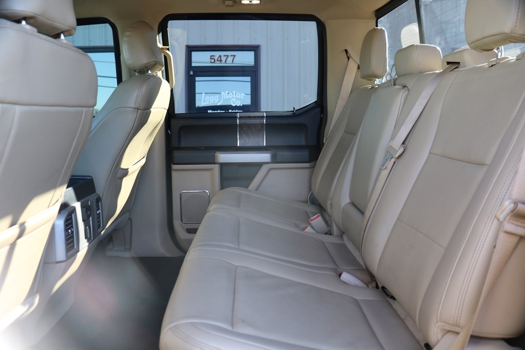 Ford F-350 SD Lariat Crew Cab 4WD 2017