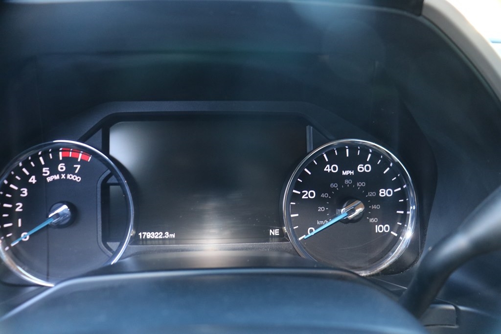 Ford F-350 SD Lariat Crew Cab 4WD 2017