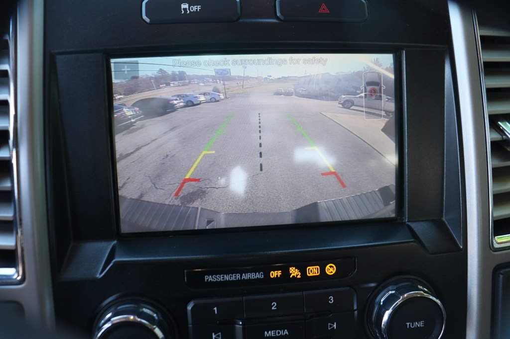 Ford F-350 SD Lariat Crew Cab 4WD 2017