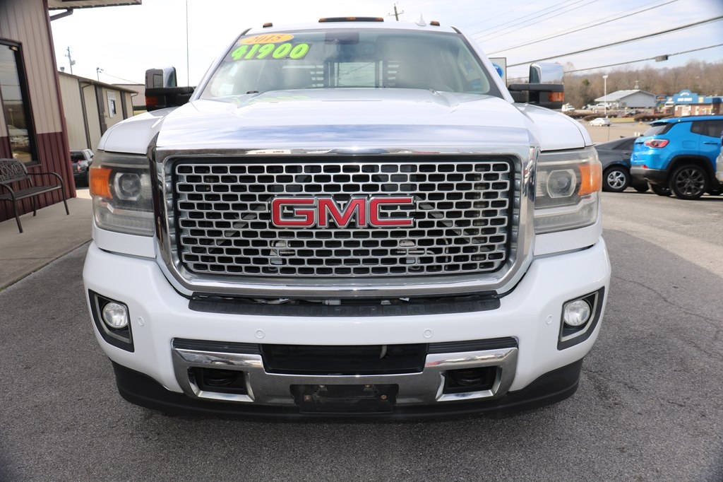 GMC Sierra 3500HD Denali Crew Cab 4WD 2015