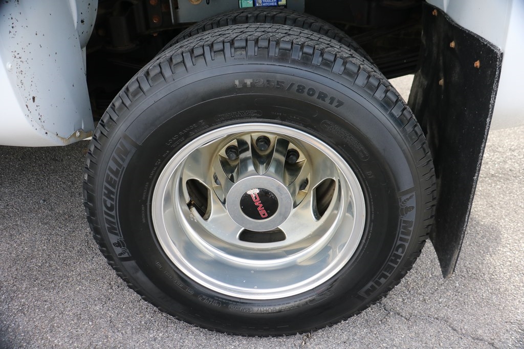 GMC Sierra 3500HD Denali Crew Cab 4WD 2015