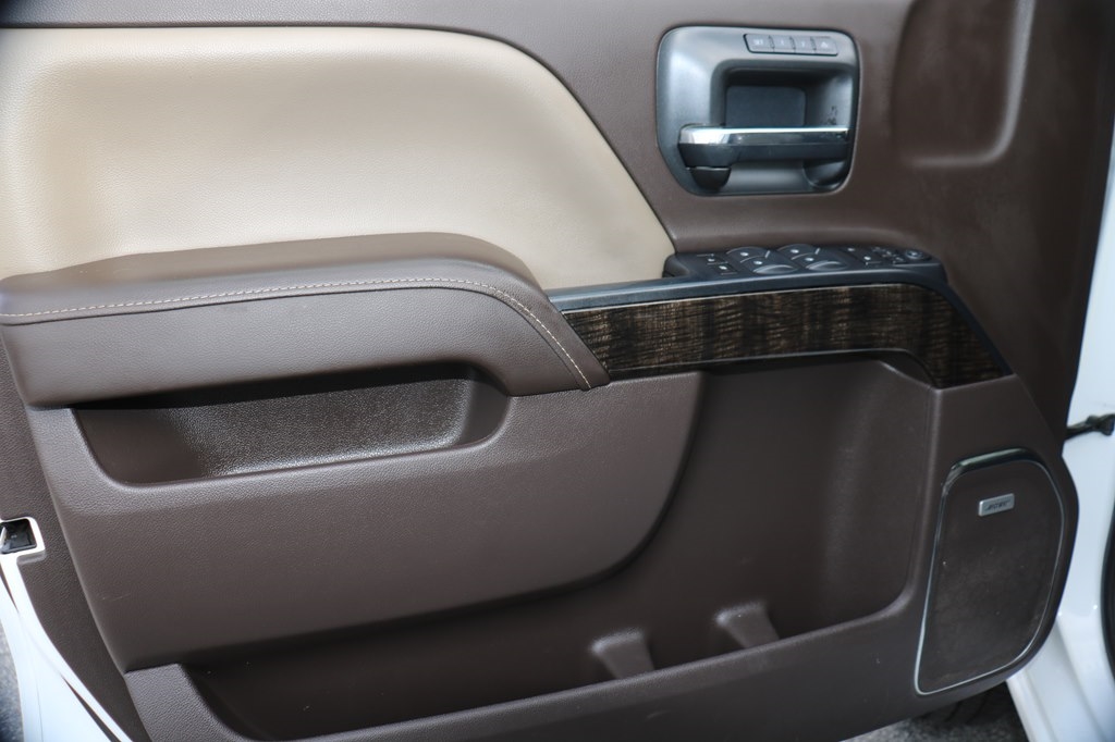 GMC Sierra 3500HD Denali Crew Cab 4WD 2015