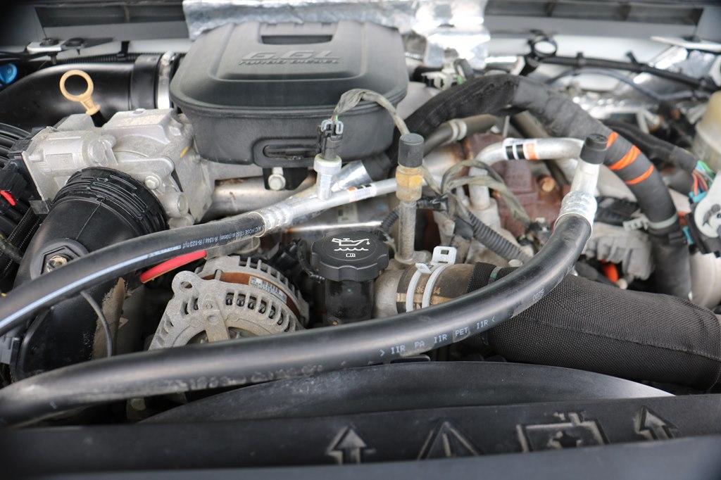 GMC Sierra 3500HD Denali Crew Cab 4WD 2015