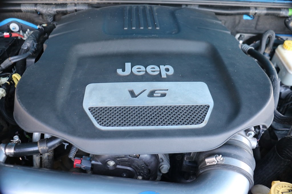 Jeep Wrangler Unlimited Sport 4WD 2015