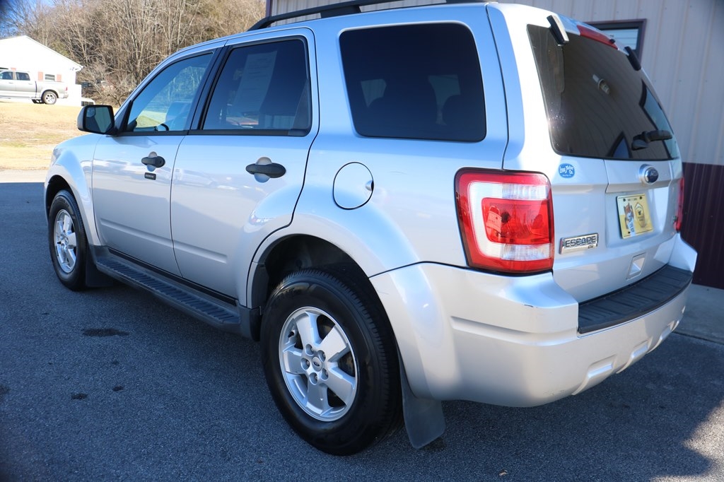 Ford Escape XLT 4WD 2011