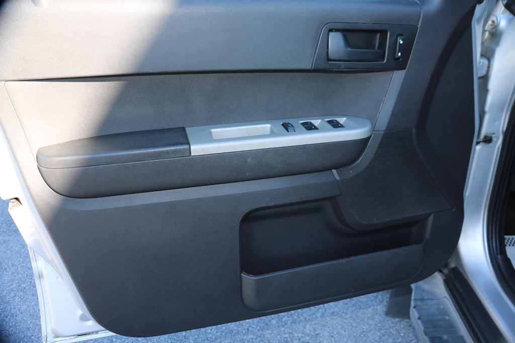 Ford Escape XLT 4WD 2011