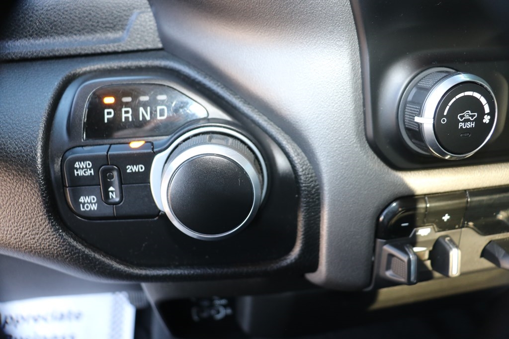 RAM 2500 Tradesman Crew Cab SWB 4WD 2020