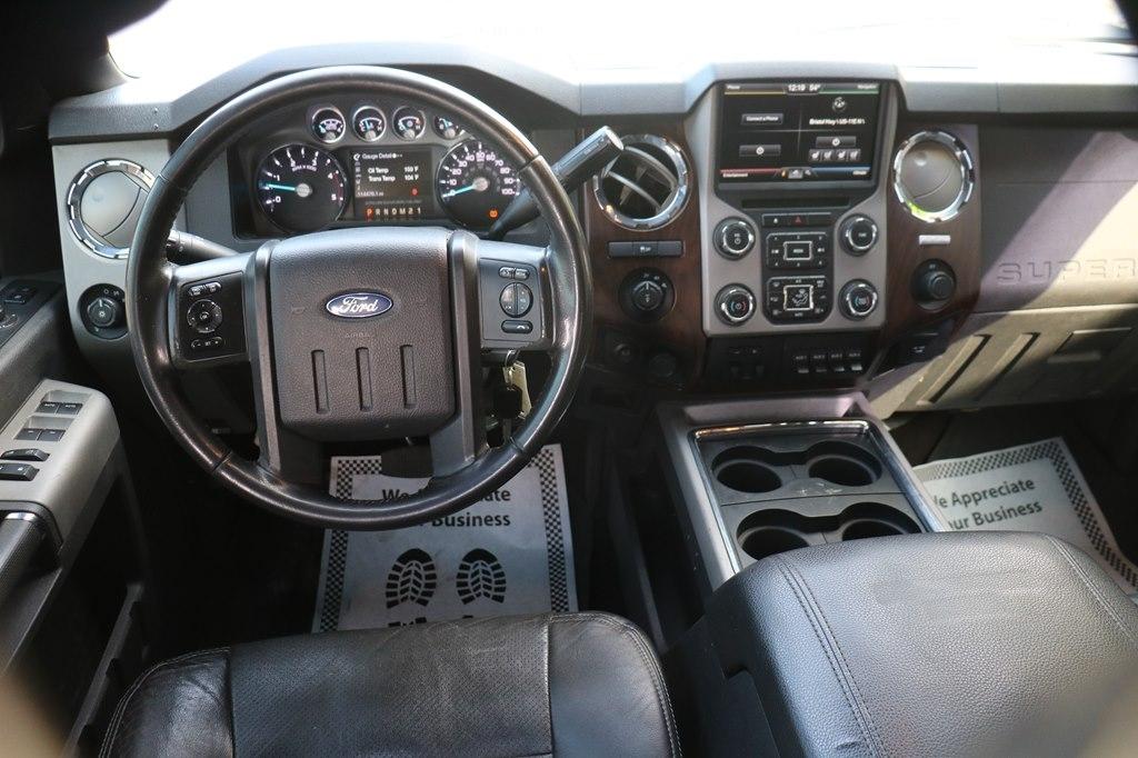 Ford F-350 SD Lariat Crew Cab 4WD 2015