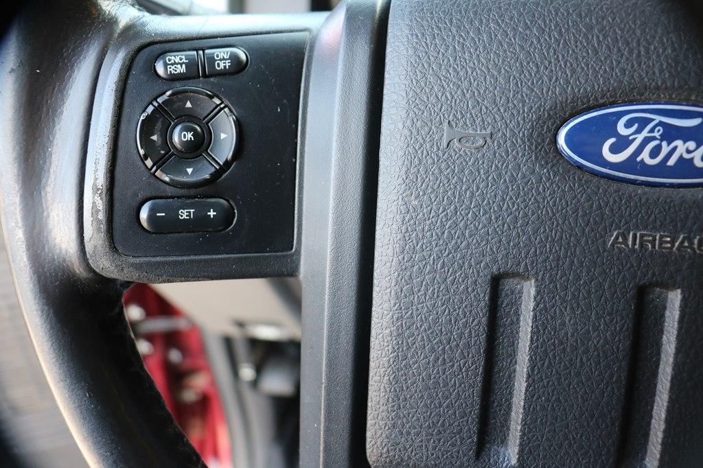 Ford F-350 SD Lariat Crew Cab 4WD 2015