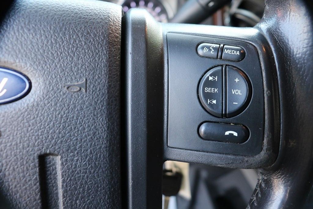 Ford F-350 SD Lariat Crew Cab 4WD 2015