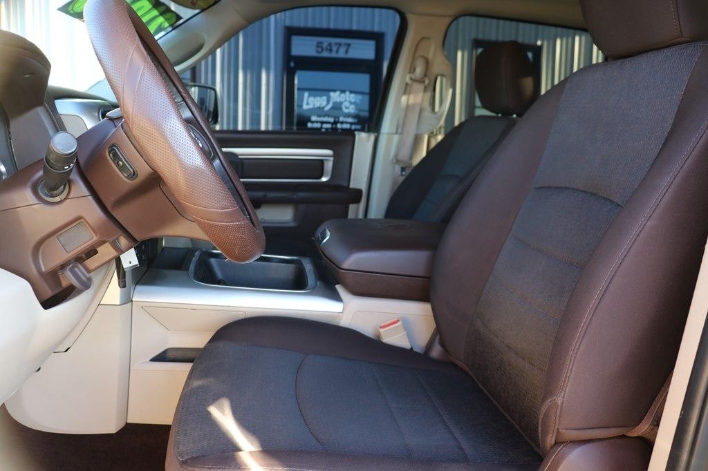 RAM 1500 4WD Crew Cab 149" Big Horn 2017