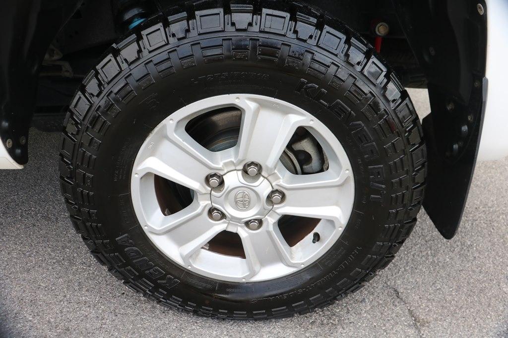 Toyota Tundra SR5 5.7L V8 FFV CrewMax 4WD 2019